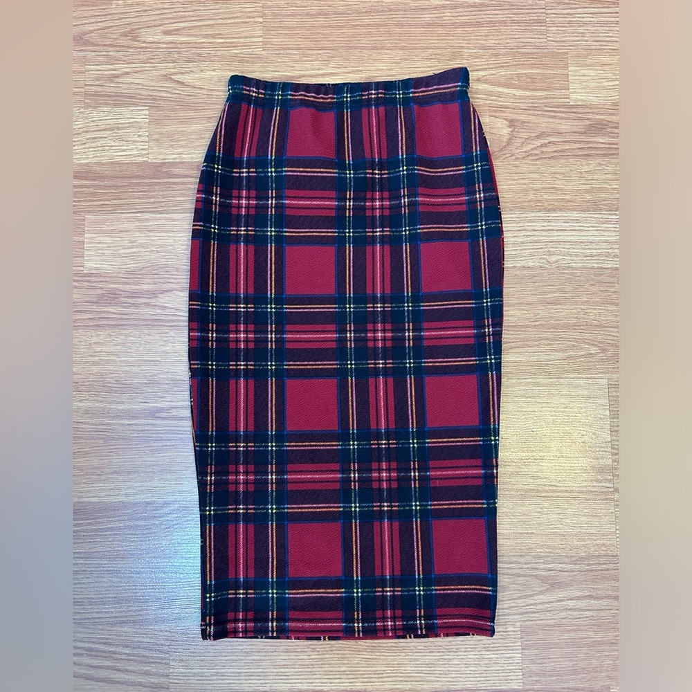 Charlotte Russe Red Plaid Pencil Skirt size Small